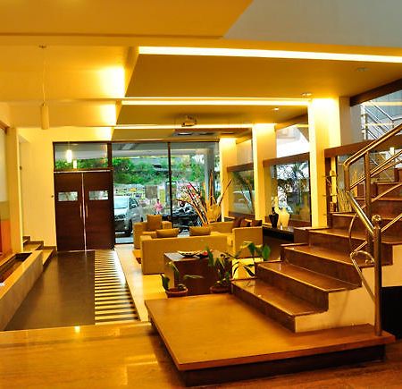 Sayoojyam Residency Hotel Palakkad Exterior photo